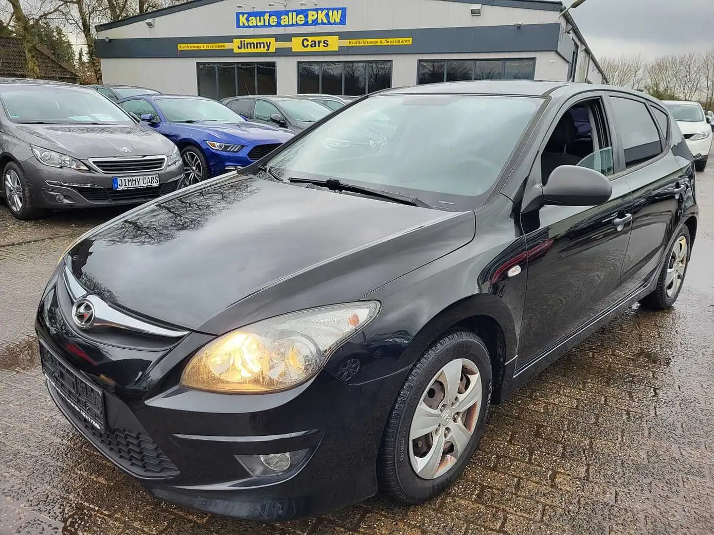 Hyundai i30 1.4 Comfort Schwarz - 1