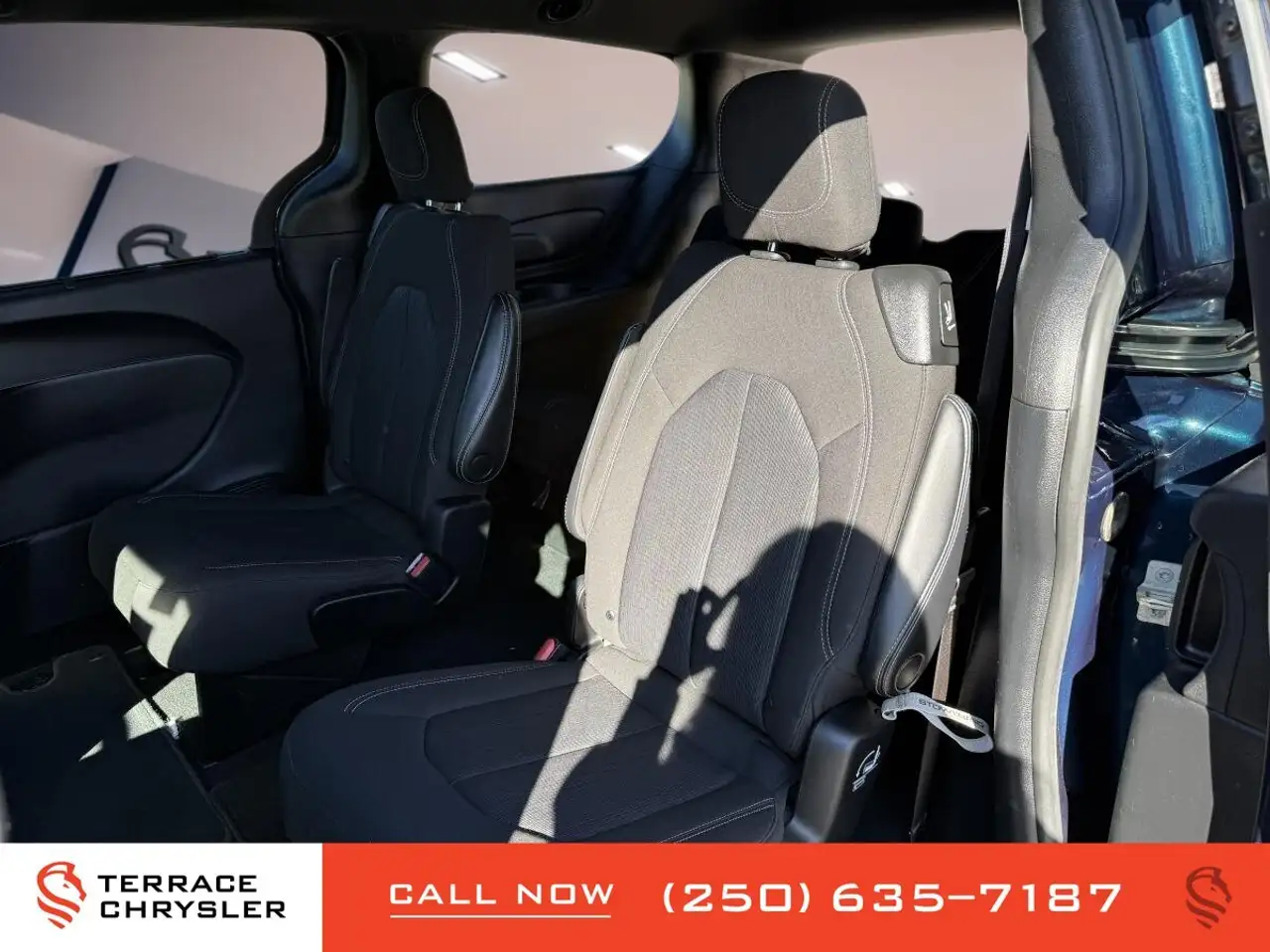 Chrysler Pacifica photo Chrysler Pacifica