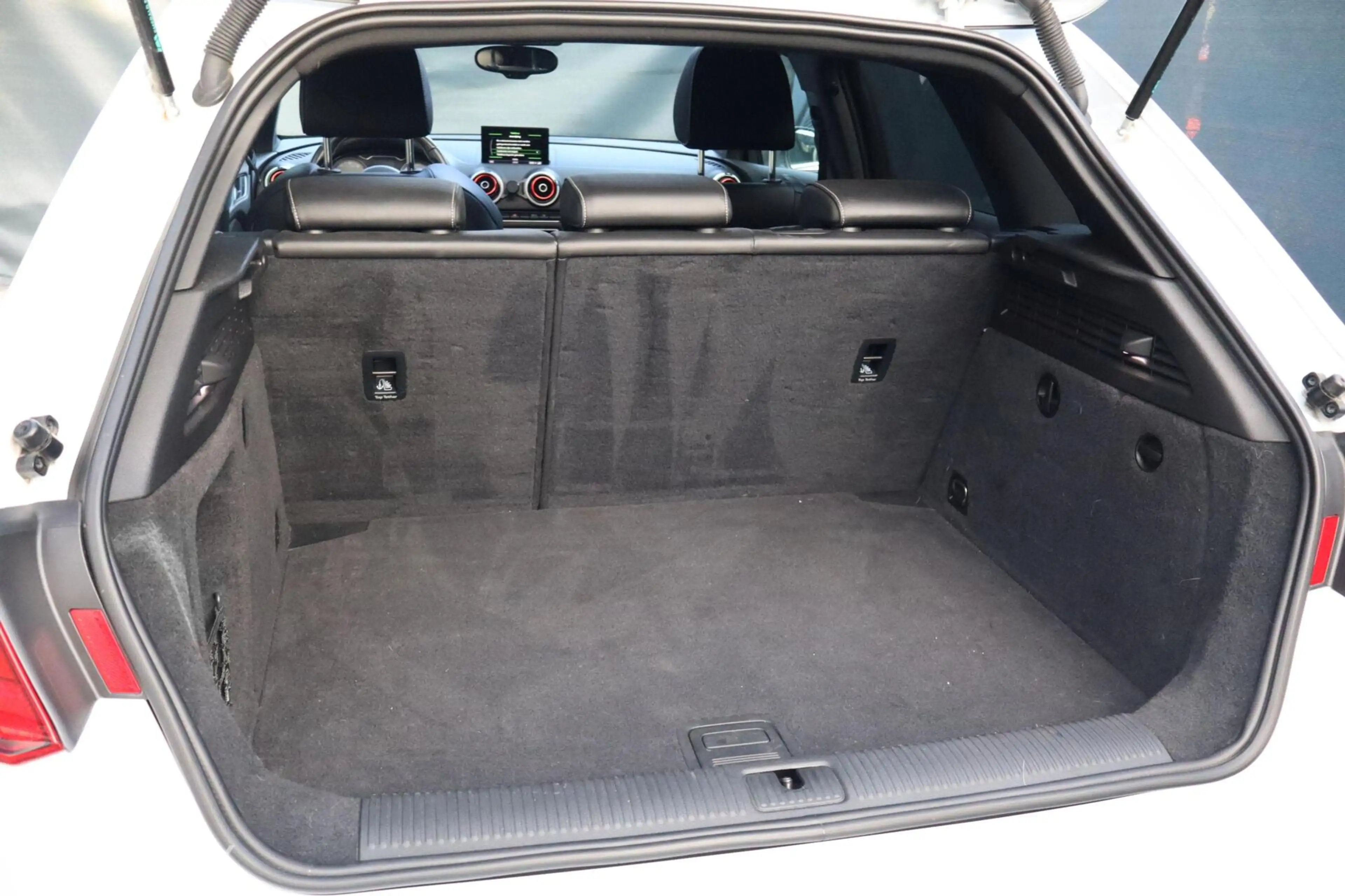 Audi S3 2.0 TFSI aut quattro 300pk Pro Line + | pano | LED — photo 10