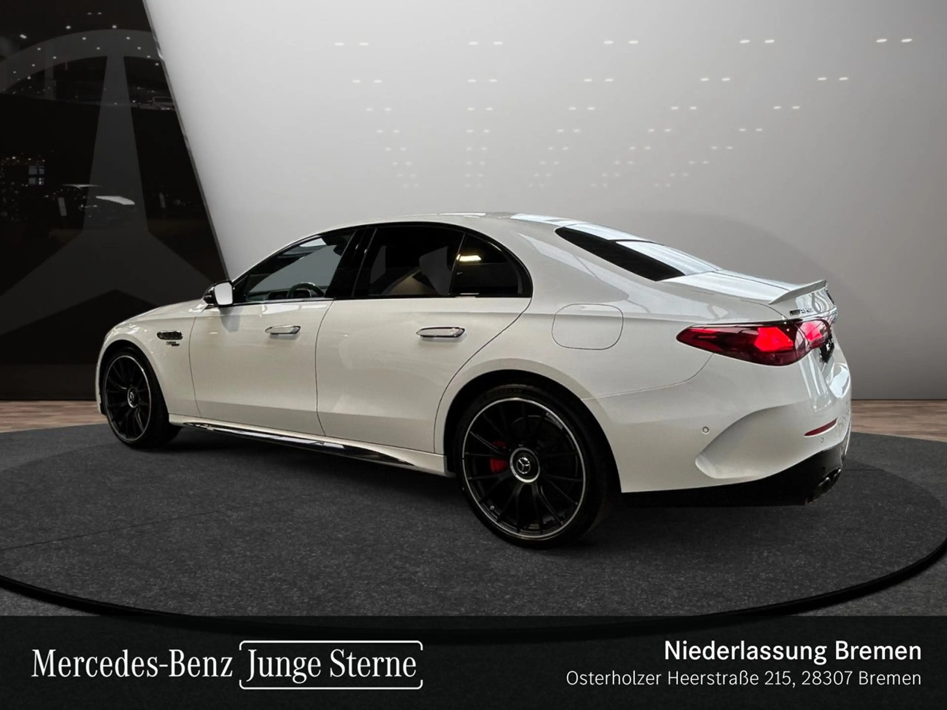 Mercedes-Benz E 53 AMG 4M Hybrid Driversp WideScreen 360° Night — photo 10
