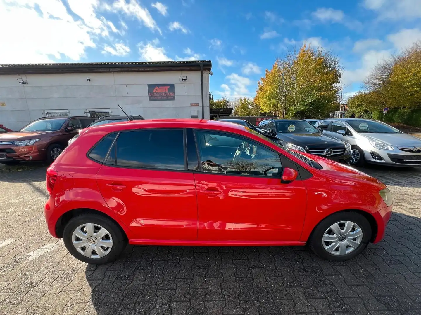 Volkswagen Polo V 1.2, KETTE NEU, KUPPLUNG NEU, SERIVCE NEU Rot - 2