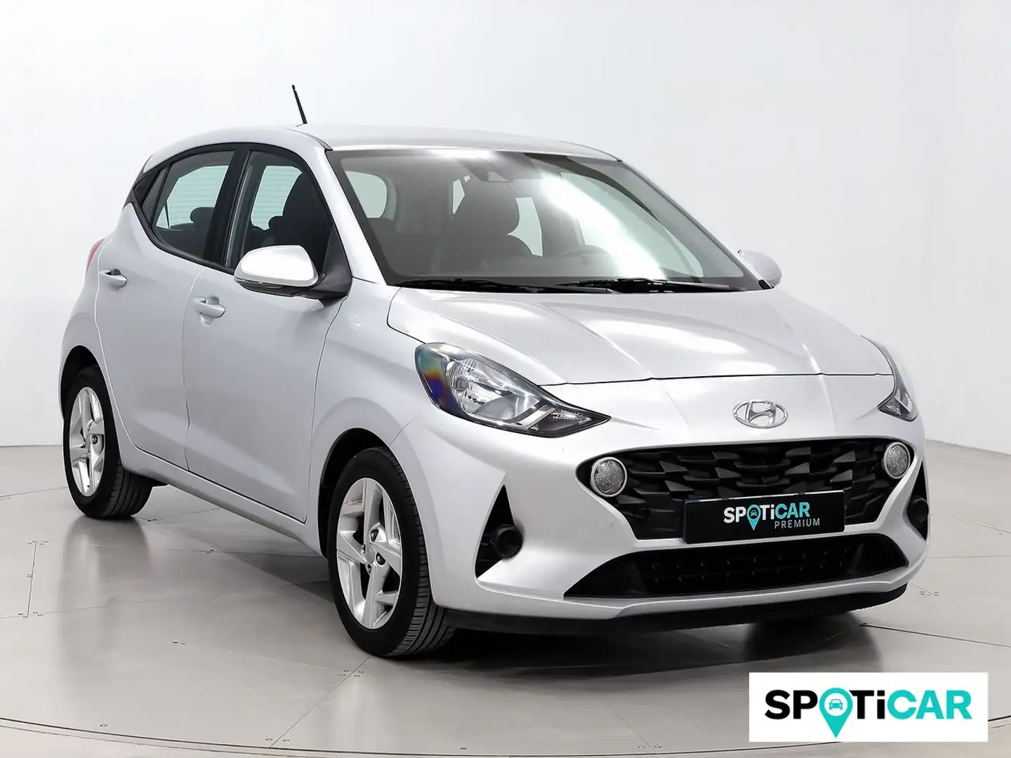 Hyundai i10 1.0 MPI Klass Gris - 1