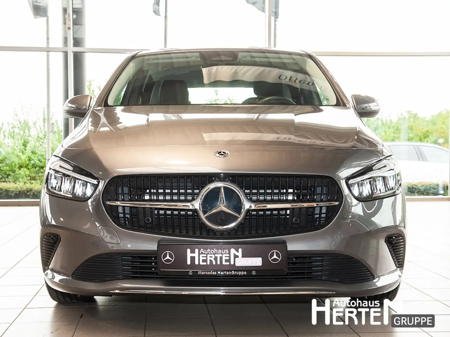 Mercedes-Benz B 180 Progressive Advanced+Kamera+MBUX Navi Prem Grigio - 2
