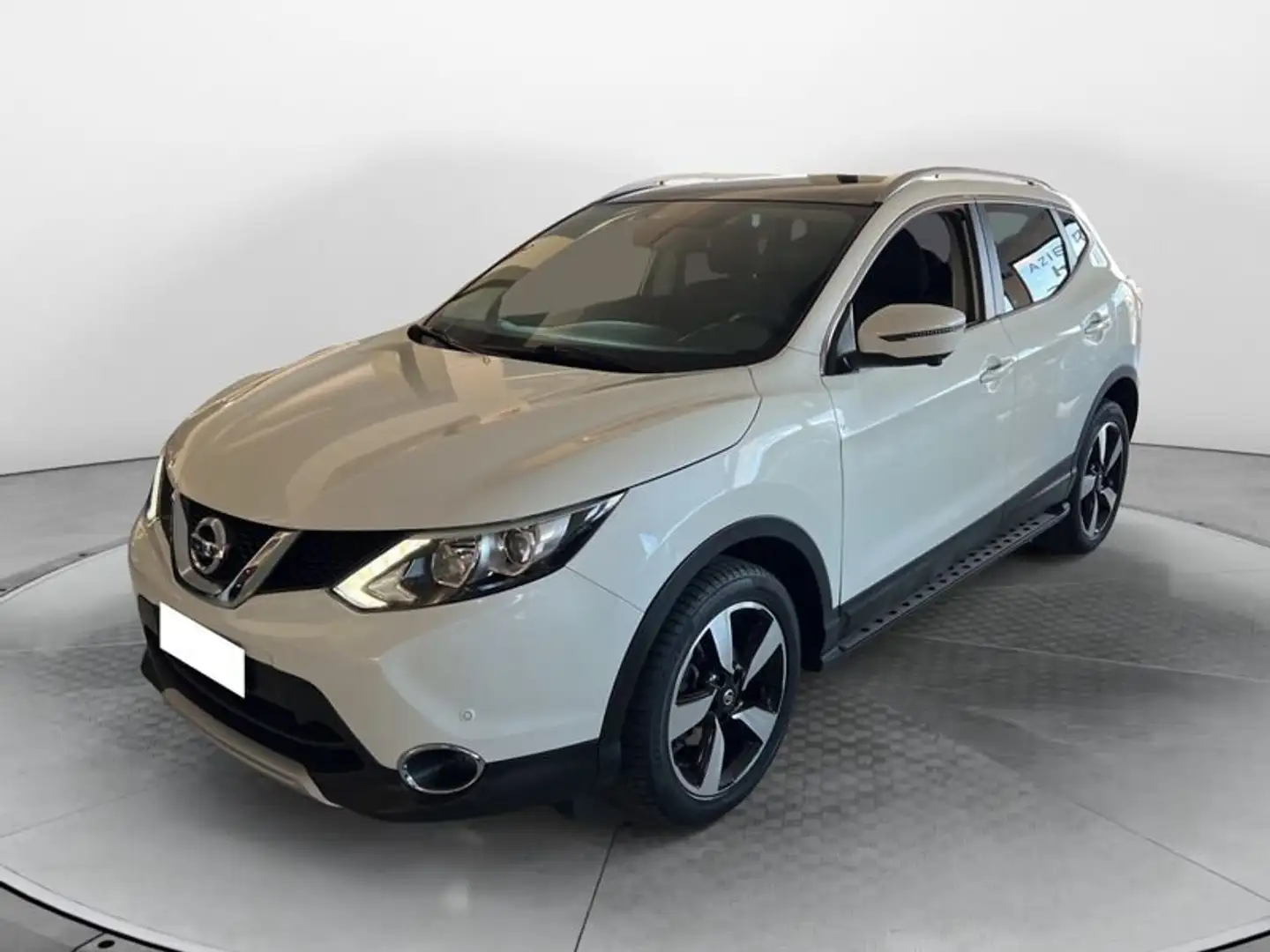 Nissan Qashqai 1.5 dCi N-Connecta Wit - 2