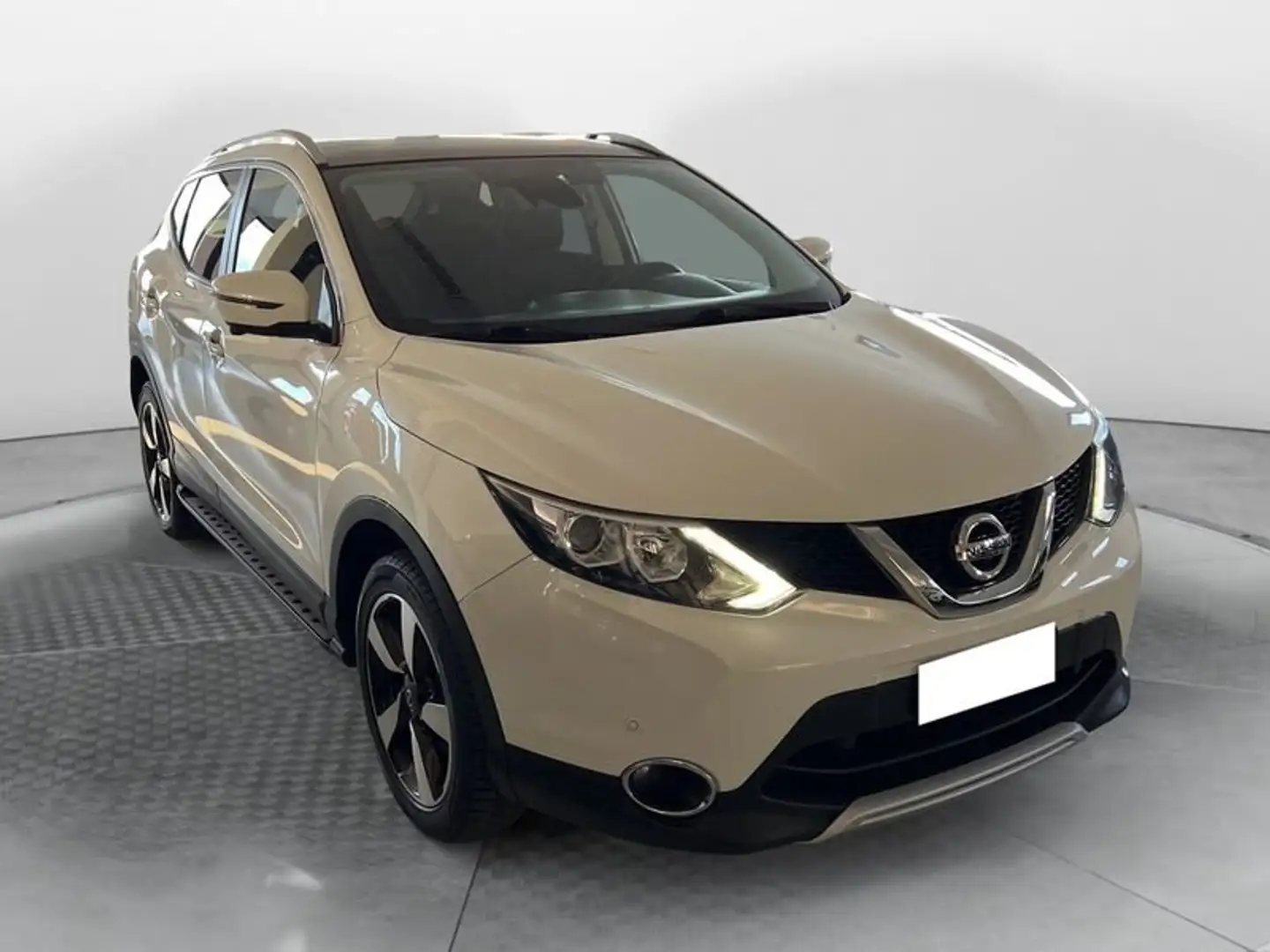 Nissan Qashqai 1.5 dCi N-Connecta Wit - 1