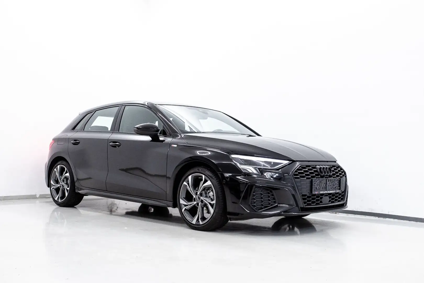 Audi A3 SB 35 TFSI S-line Schwarz - 2