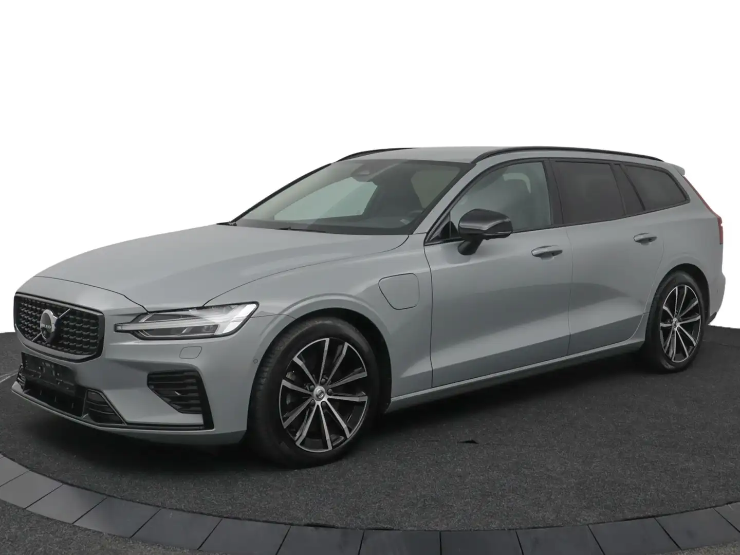 Volvo V60 T6 hybride AWD Plus Dark|H&K|ACC|PILOT|360|BLIS Grijs - 1