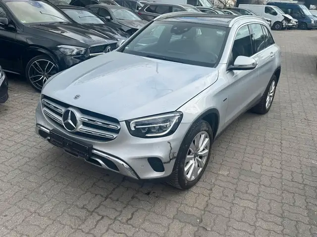 Mercedes-Benz GLC 300 GLC300 e 4M PlugIn/PanoD/Leder/360°