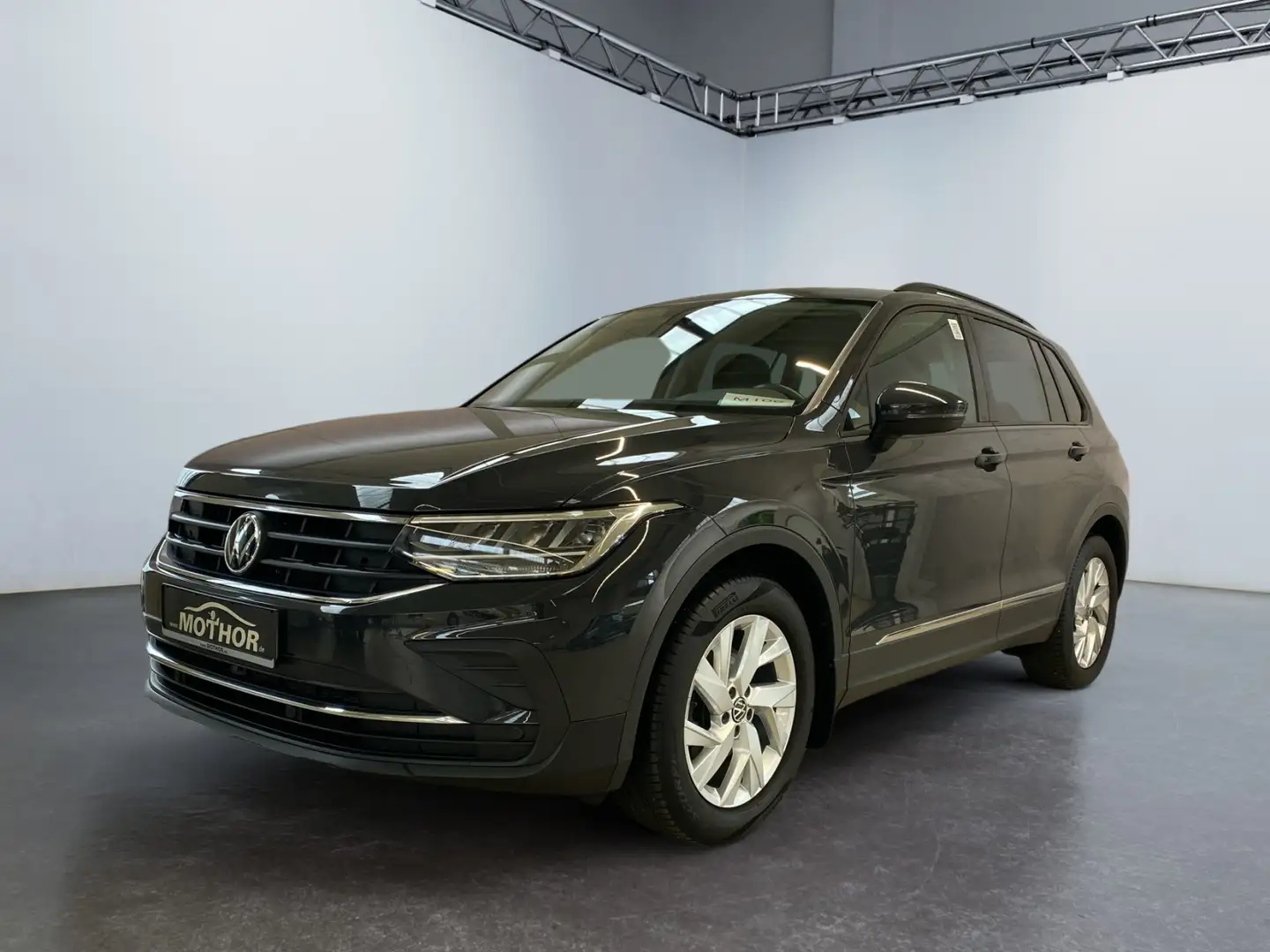 Volkswagen Tiguan Life 1.5 TSI DSG LED ACC PDC Kamera Gris - 2