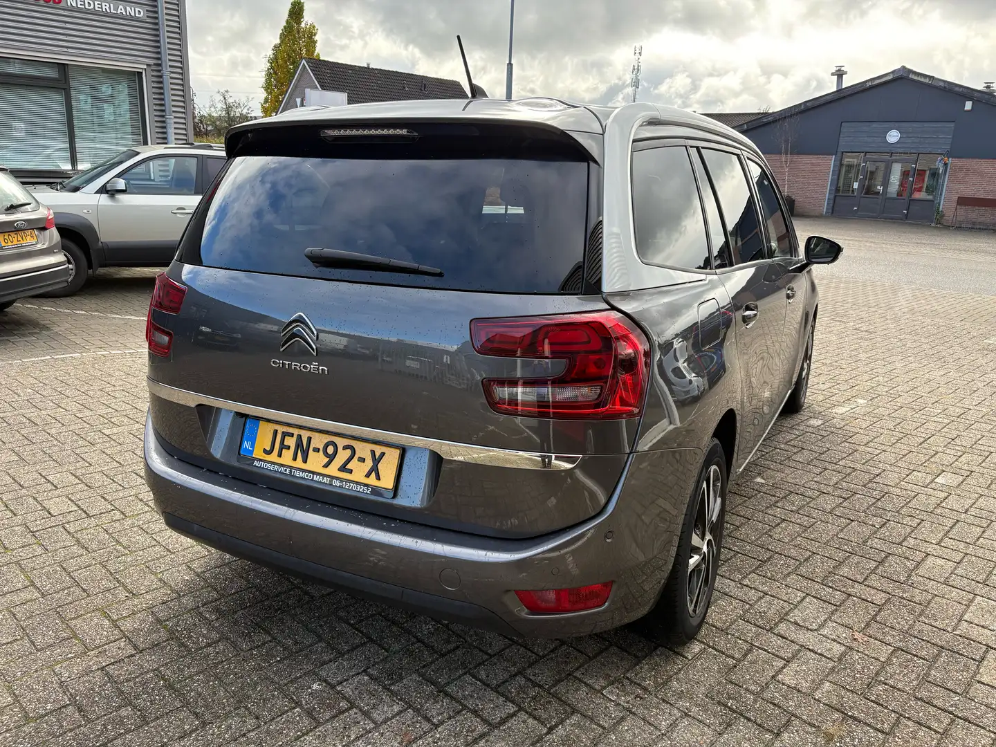 Citroen Grand C4 SpaceTourer 1.2 Puretech Live, 7 pers Gris - 2