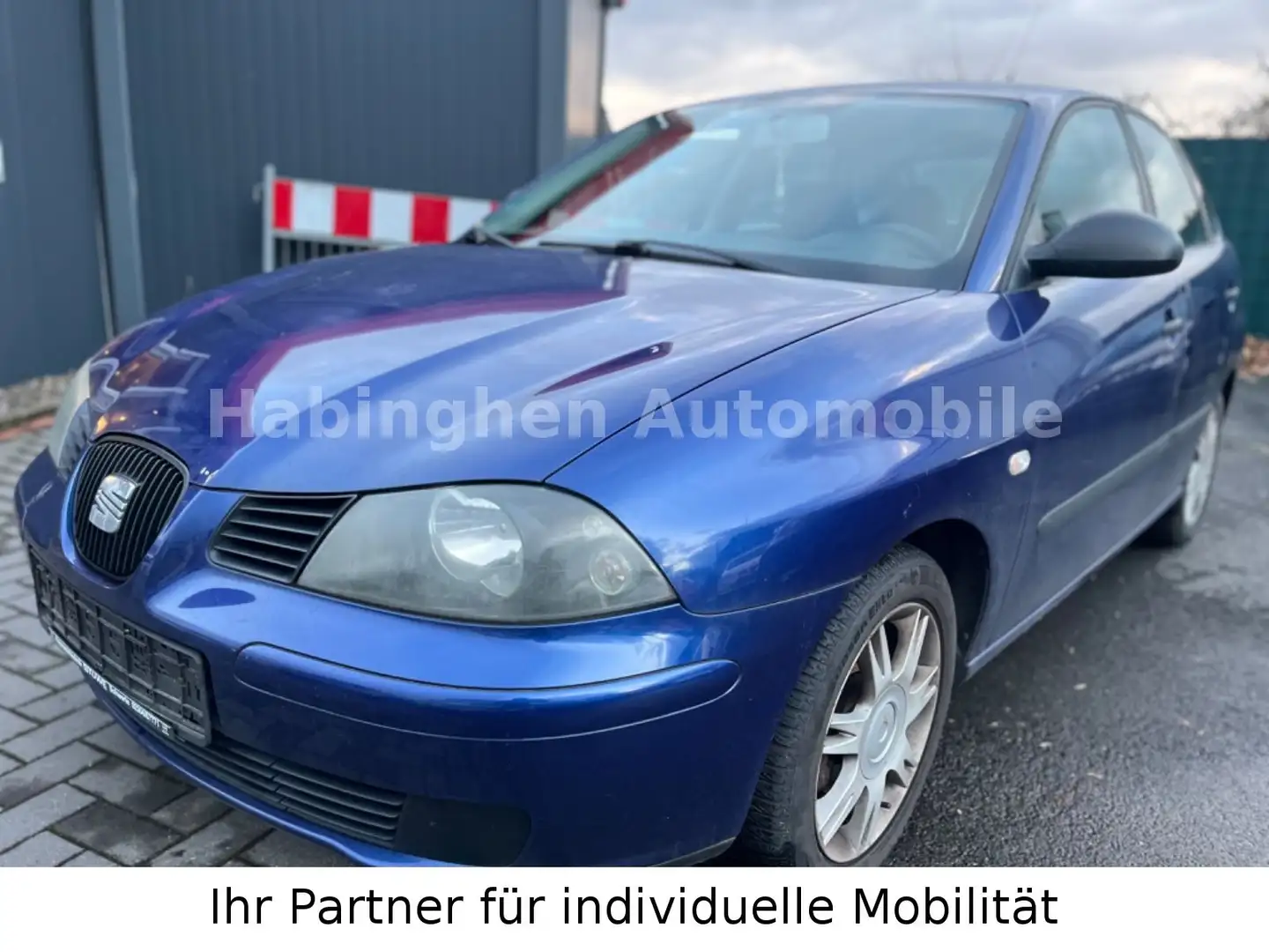 SEAT Ibiza 1.4 16V Reference Blau - 2