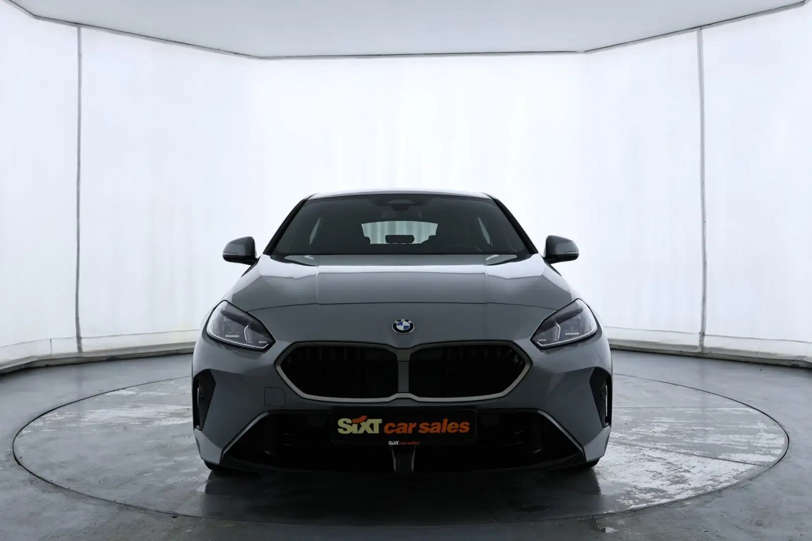 BMW 118 d M Sport ad.LED|Aktiv|ACC|S-&LR-HZ|PA+Kamera Grau - 2