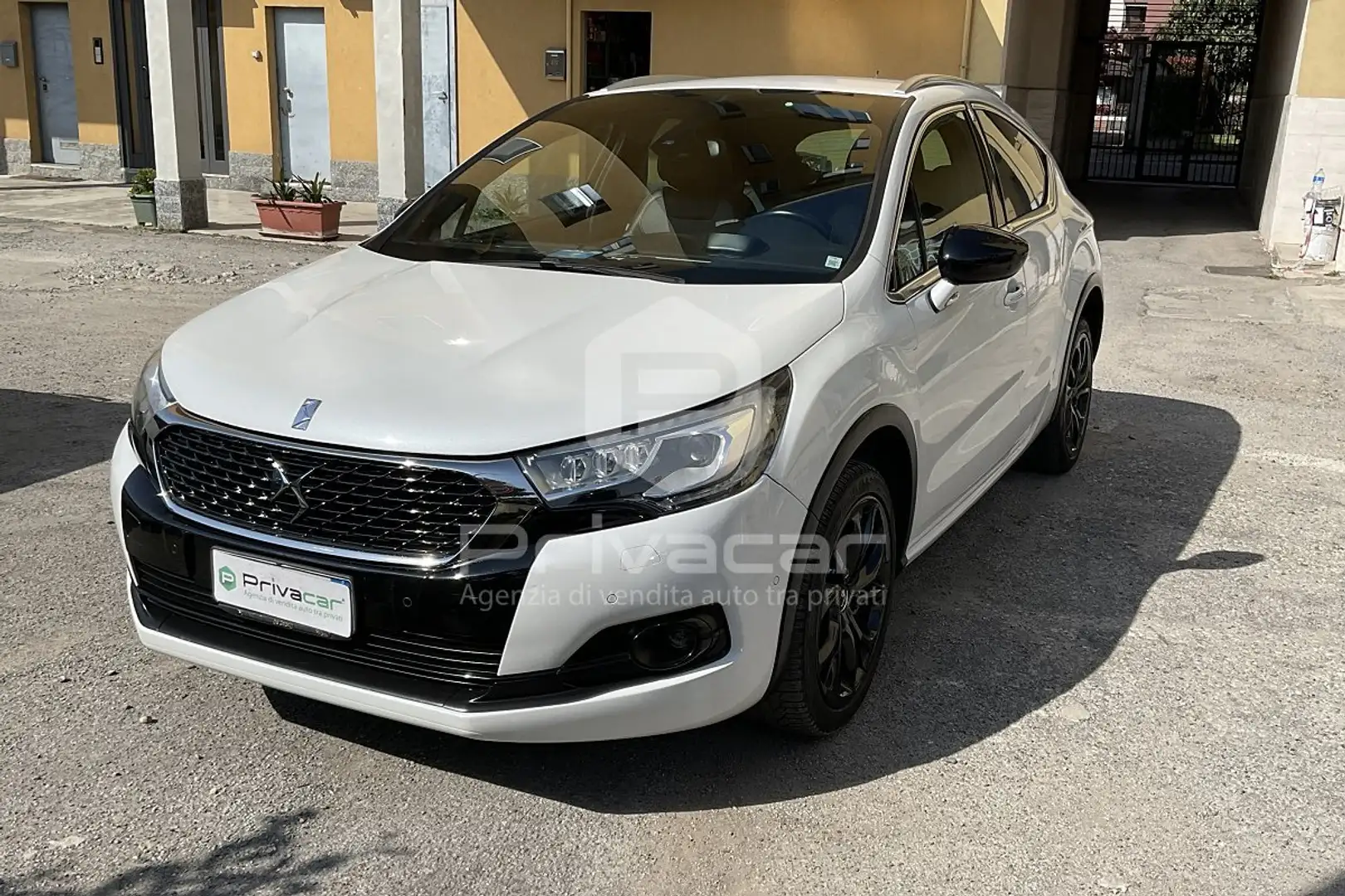 DS Automobiles DS 4 DS 4 PureTech 130 S&S Sport Chic Bianco - 1
