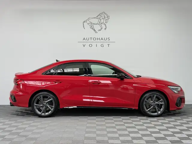 Audi S3 view 4