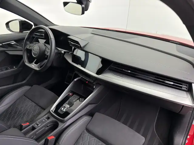 Audi S3 view 13