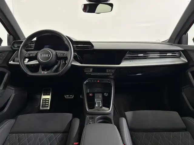 Audi S3 view 10