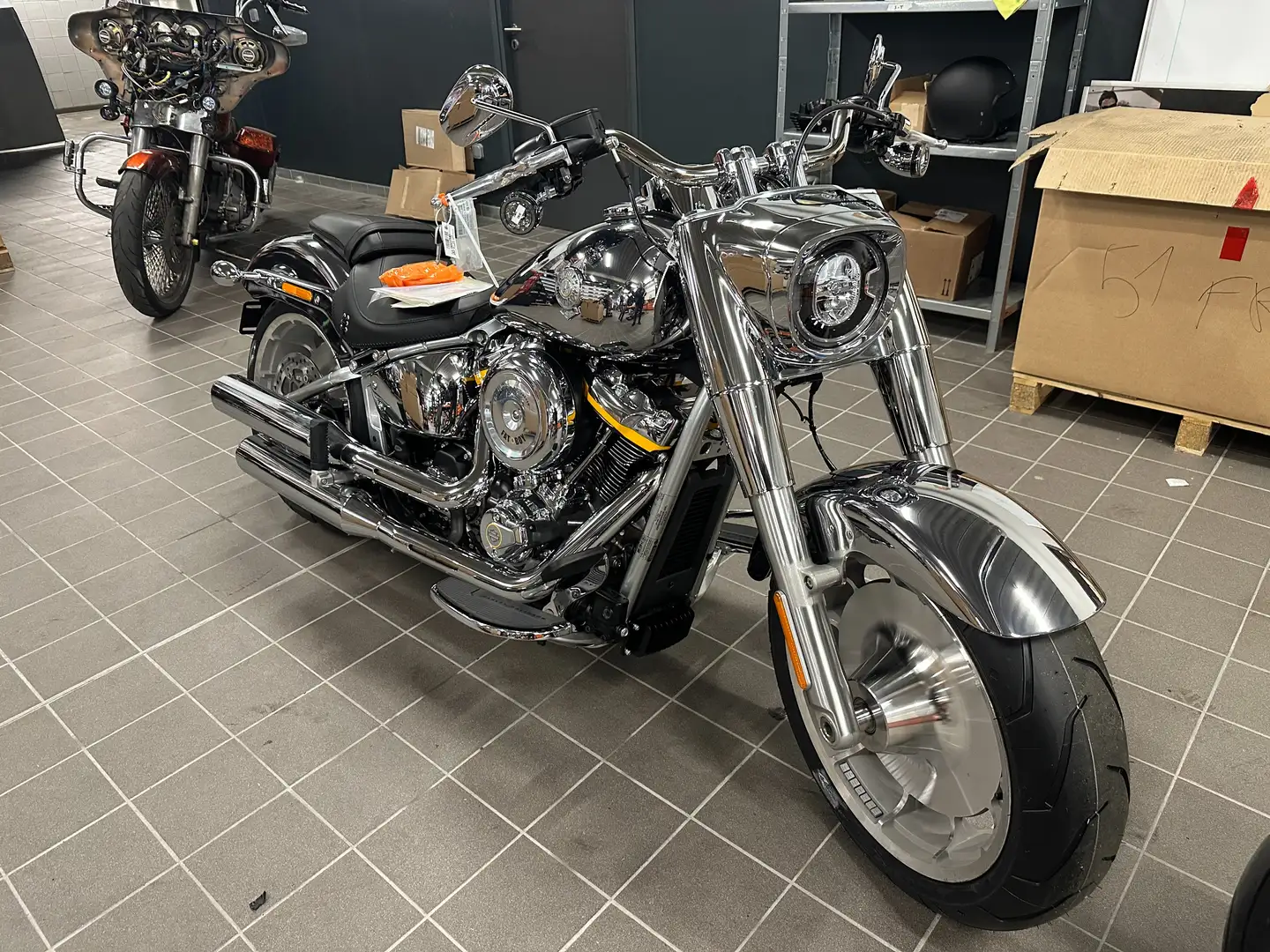 Harley-Davidson Fat Boy Gray Ghost Argento - 1