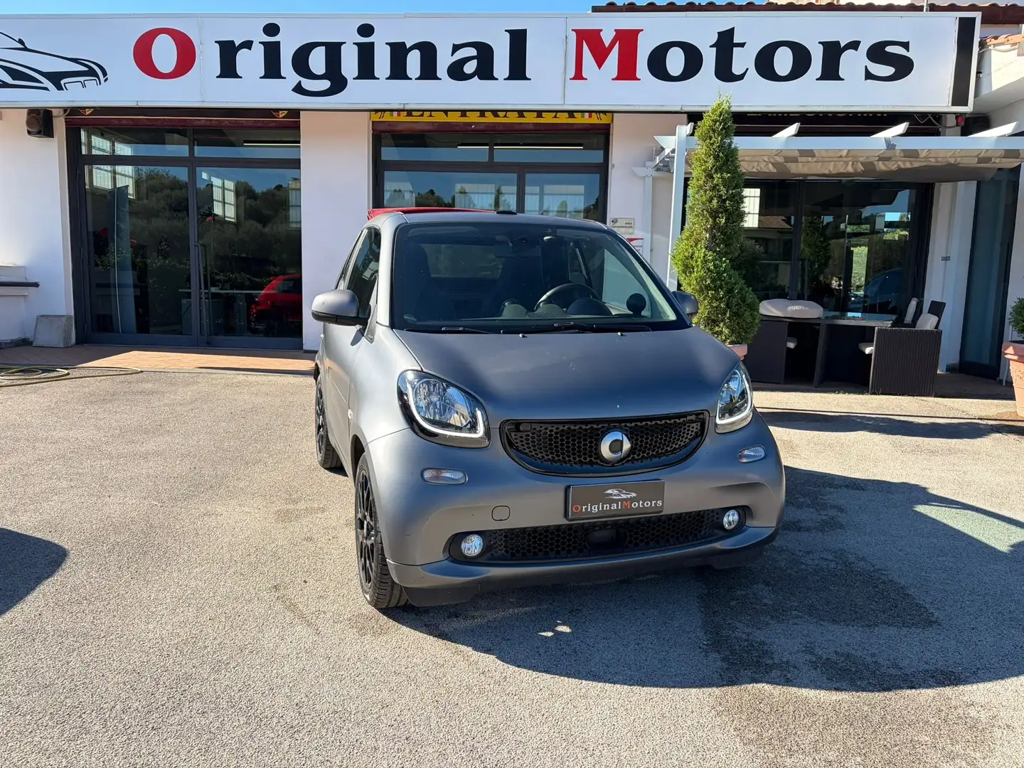 smart forTwo Fortwo Cabrio Super Passion 71cv twinamic my18/NAV Gris - 1
