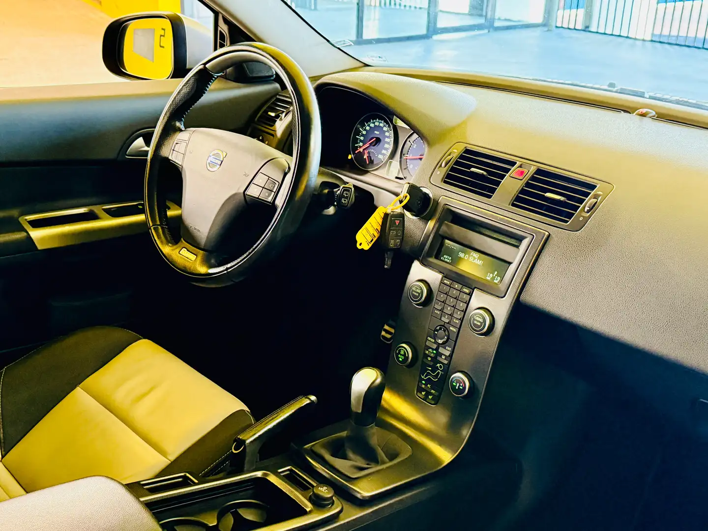Volvo C30 T5 | Momentum | R-Design | Youngtimer | Edit.Sport Schwarz - 2