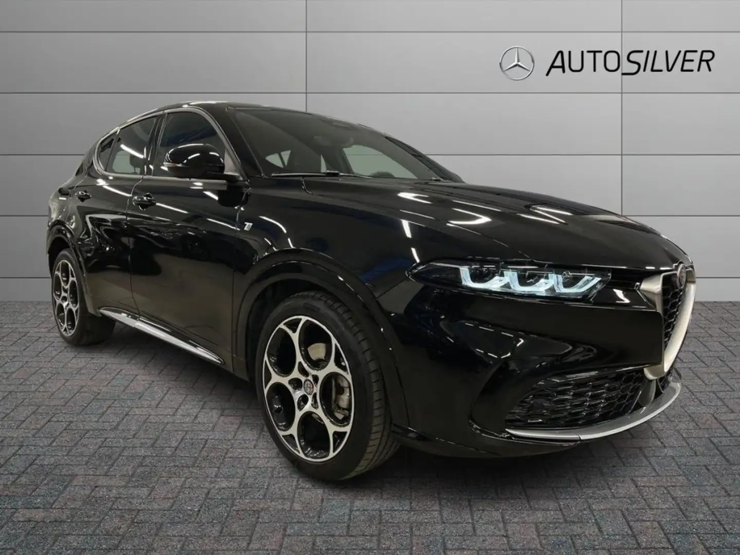 Alfa Romeo Tonale 1.6 diesel 130 CV TCT6 Ti Noir - 1