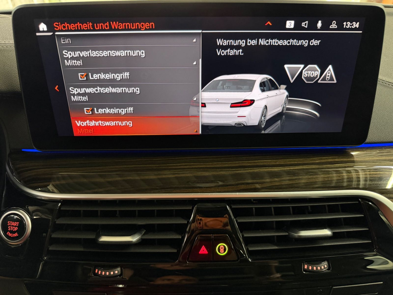 BMW 530 i Lim Luxury LASER/HeadUP/ACC/GSD/360°Kam — photo 14