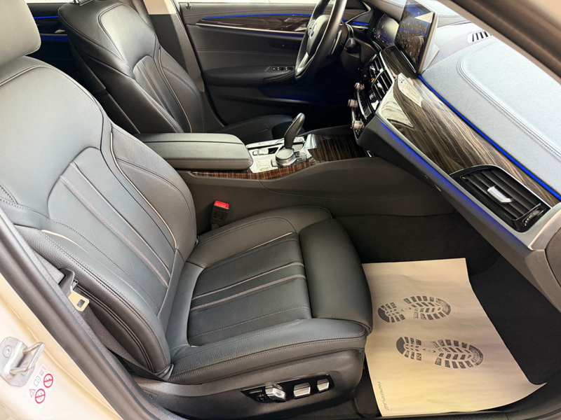BMW 530 i Lim Luxury LASER/HeadUP/ACC/GSD/360°Kam — photo 6