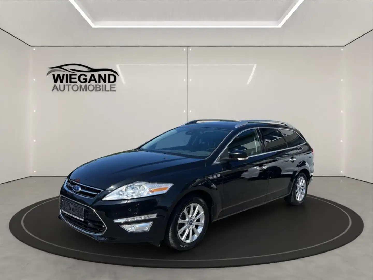 Ford Mondeo Turnier 2.2 TDCi AUT TITANIUM+BUSINESS Schwarz - 1