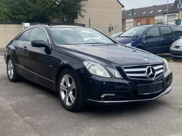 Mercedes-Benz E 350 E 350 CDI BlueEfficiency | HU-06/26 | Pano | Leder | Xenon |
