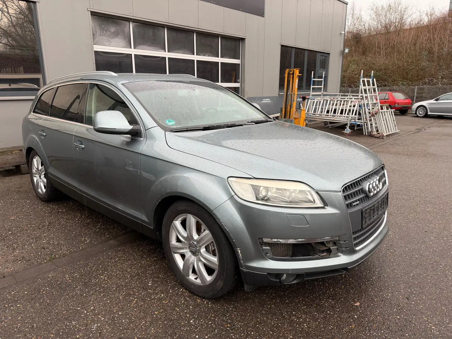 Audi Q7 3.0 TDI quattro (171kW) 7 Sitzer Luftfederung AHK* Grau - 1