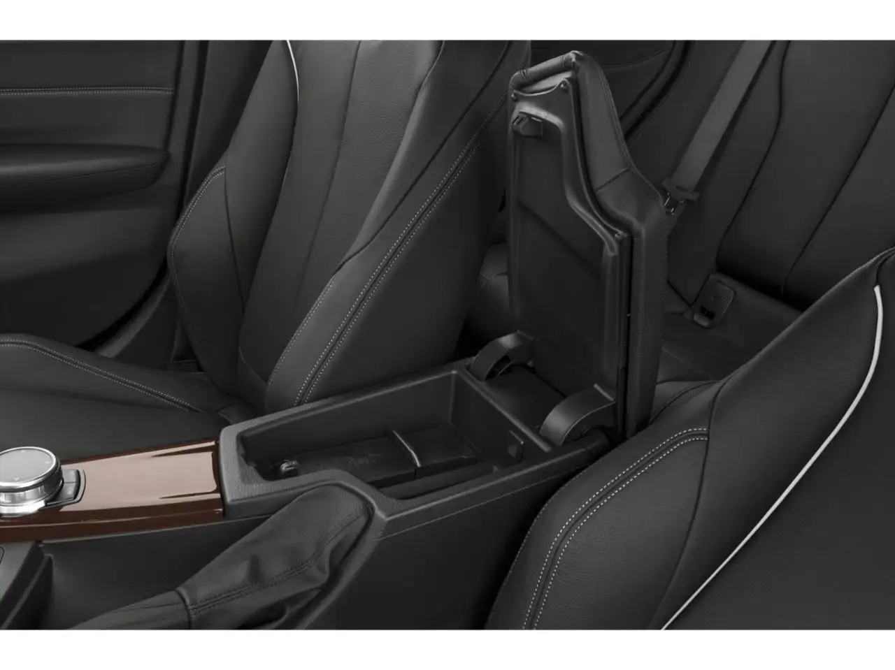BMW 4 Series снимка BMW 4 Series