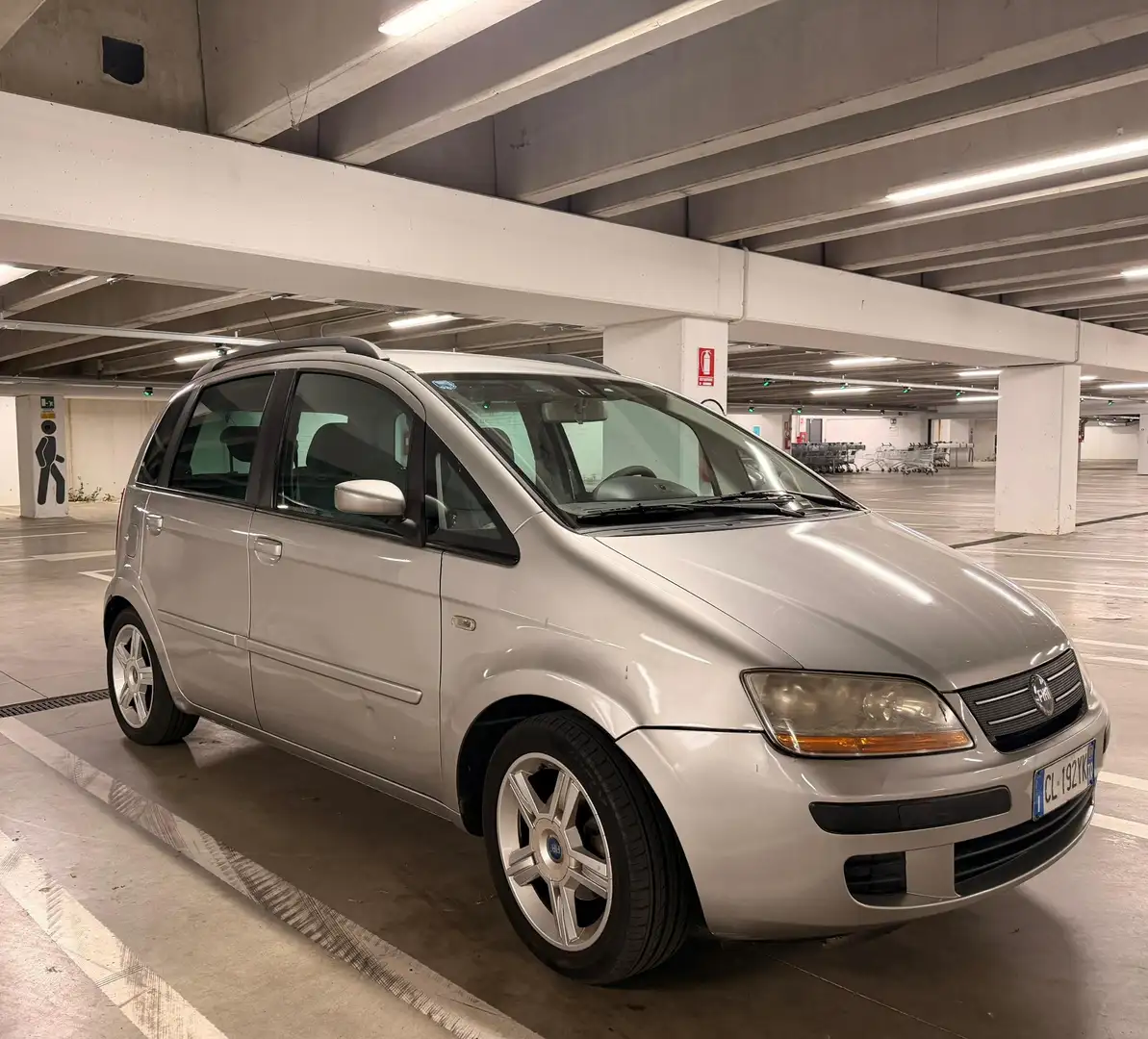 Fiat Idea 1.4 16V Dynamic benzina - 1