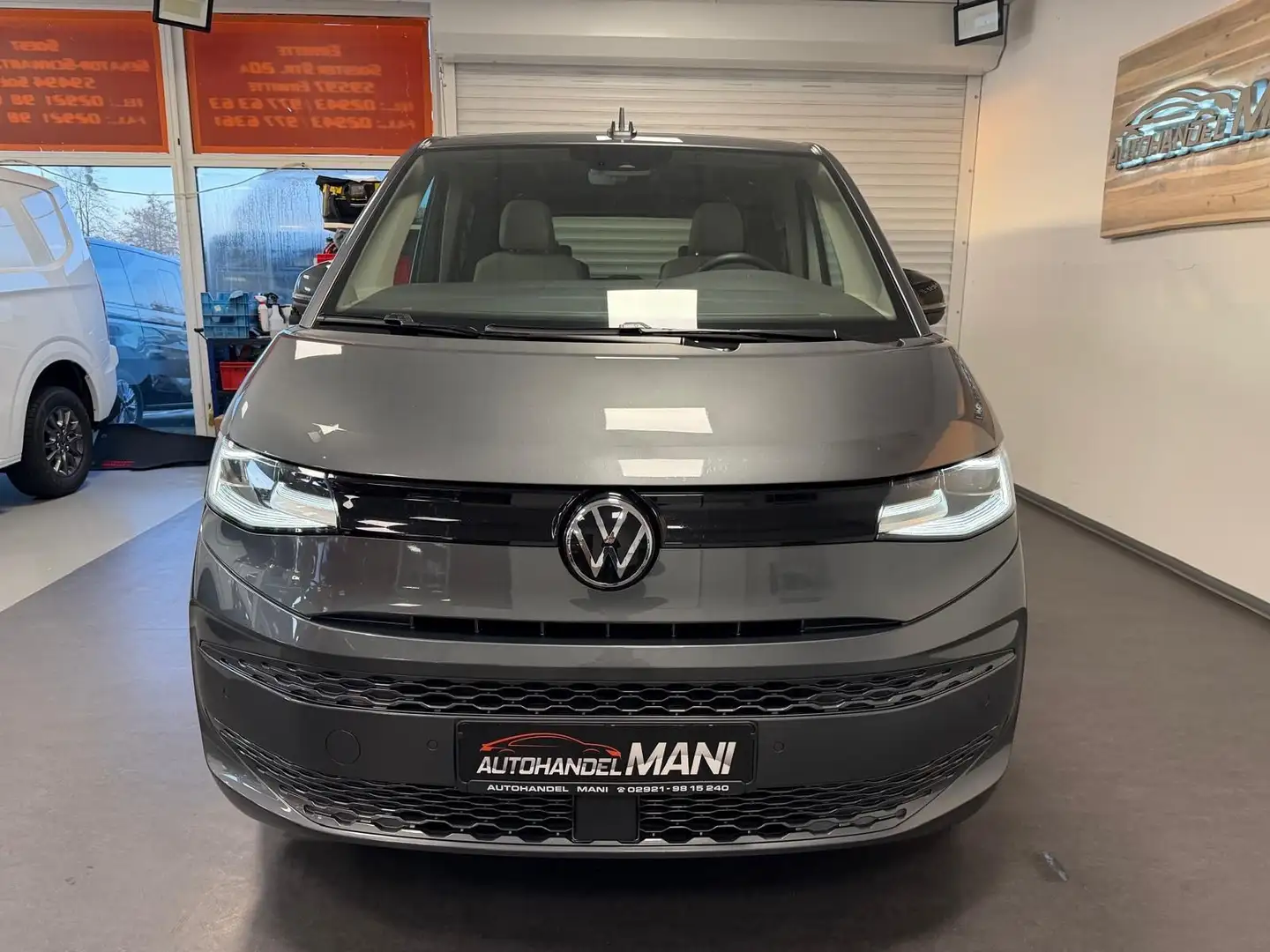 Volkswagen T7 Multivan /Pano-Dach/AHK/PDC/ACC/Kamera/DSG/LED Gris - 2