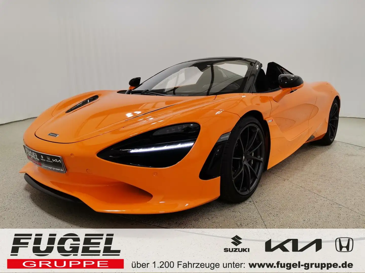 McLaren 750S Spider Black Pack Narancs - 1