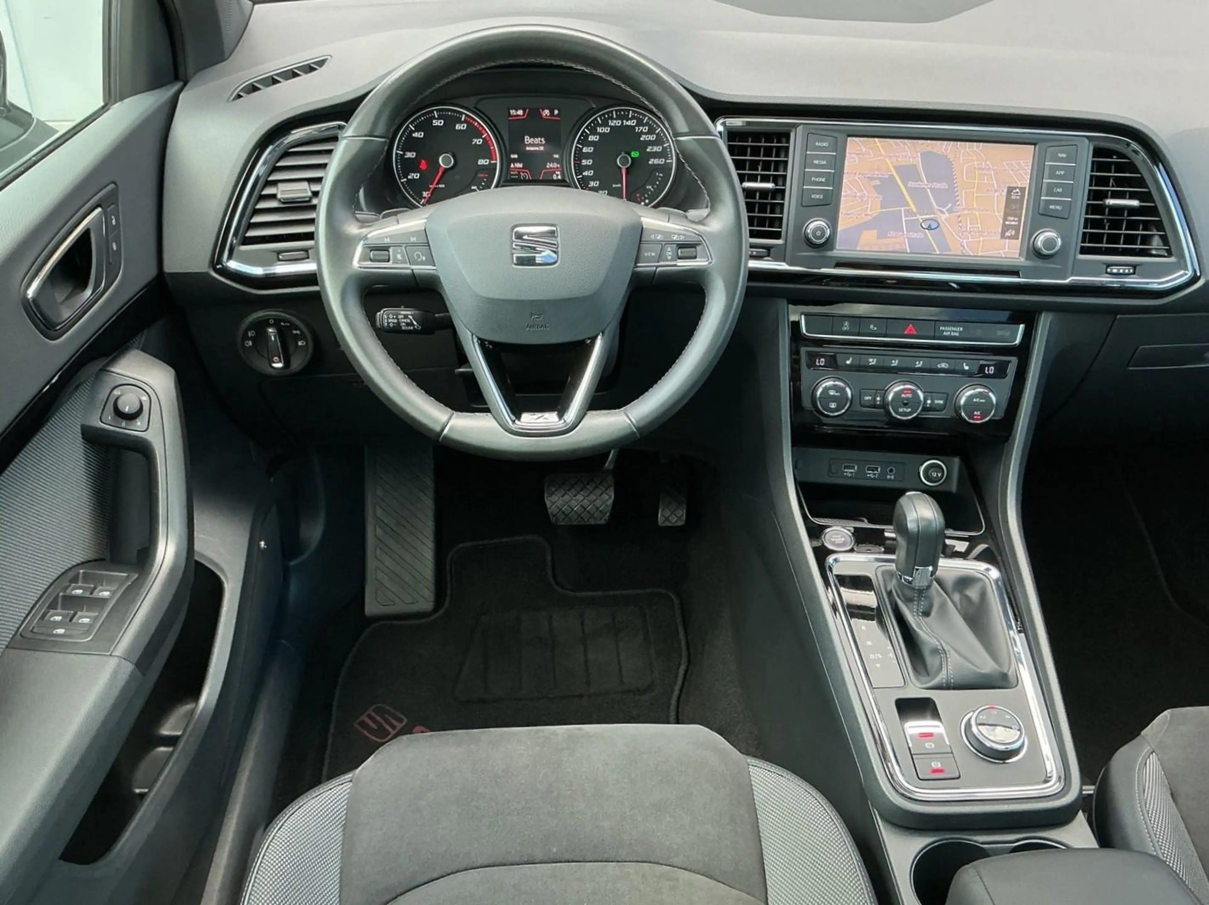 SEAT Ateca 1.5 TSI DSG Xcellence LED PANO BEATS K360° — photo 14