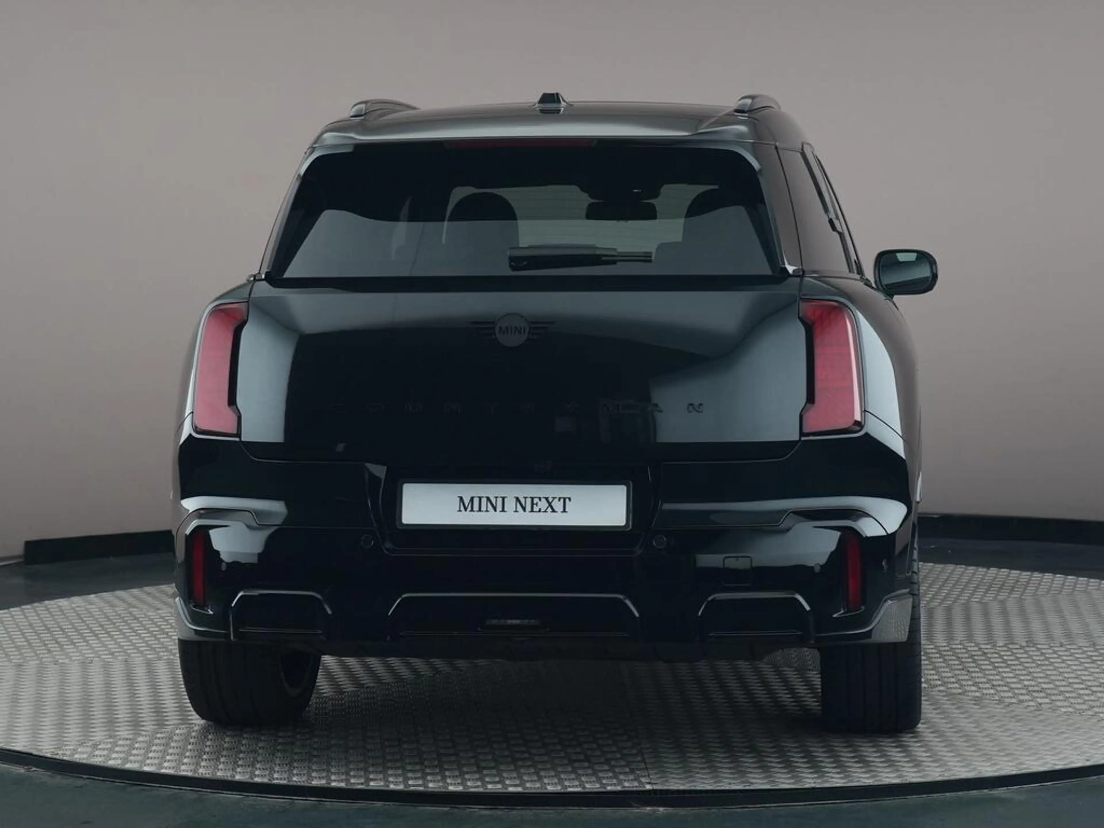 MINI John Cooper Works Countryman E L 66.5 kWh — photo 9