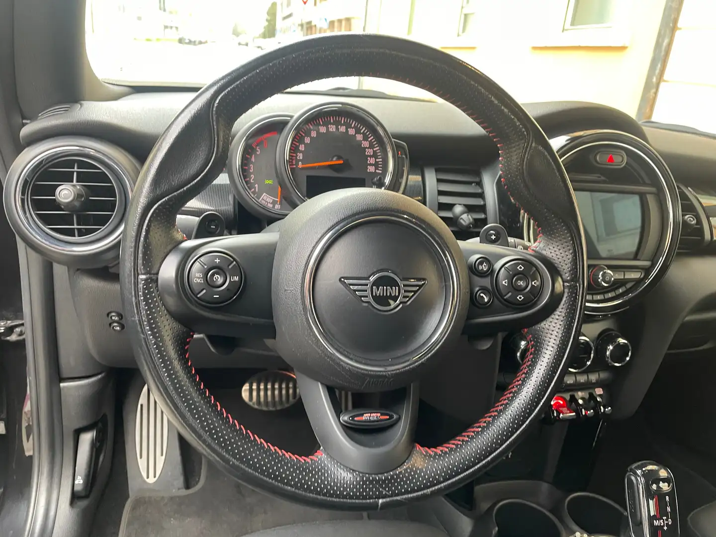 MINI Cooper SD Mini IV F56 2018 3p 3p 2.0 auto Schwarz - 1