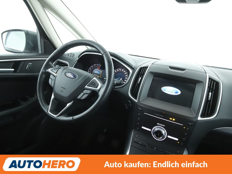 Ford S-Max 2.0 TDCi Titanium 4x4*NAVI*TEMPO*PDC*SHZ* — photo 13