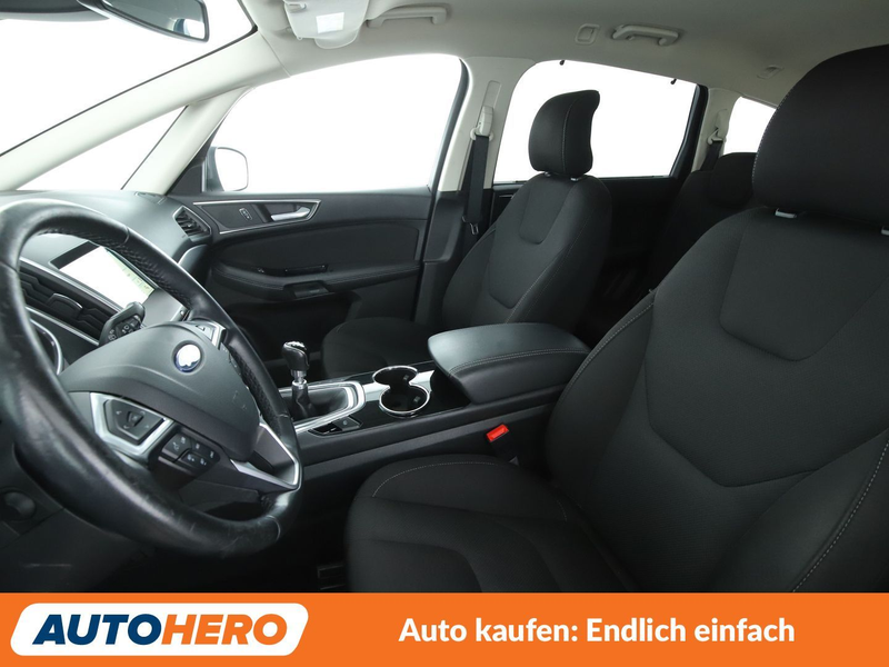 Ford S-Max 2.0 TDCi Titanium 4x4*NAVI*TEMPO*PDC*SHZ* — photo 10