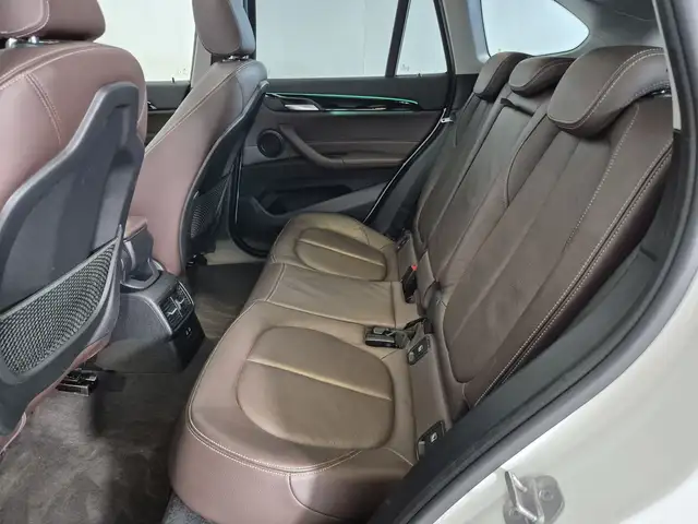 BMW X1 view 8