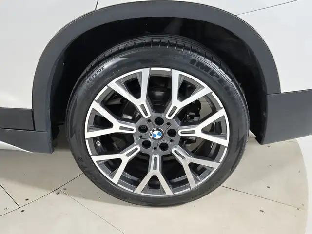 BMW X1 view 15