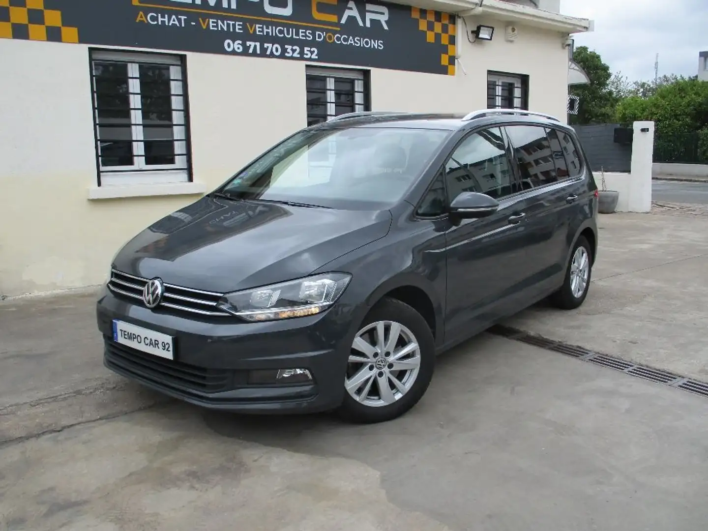Volkswagen Touran 1.5 TSI EVO 150 7pl Lounge Gris - 1