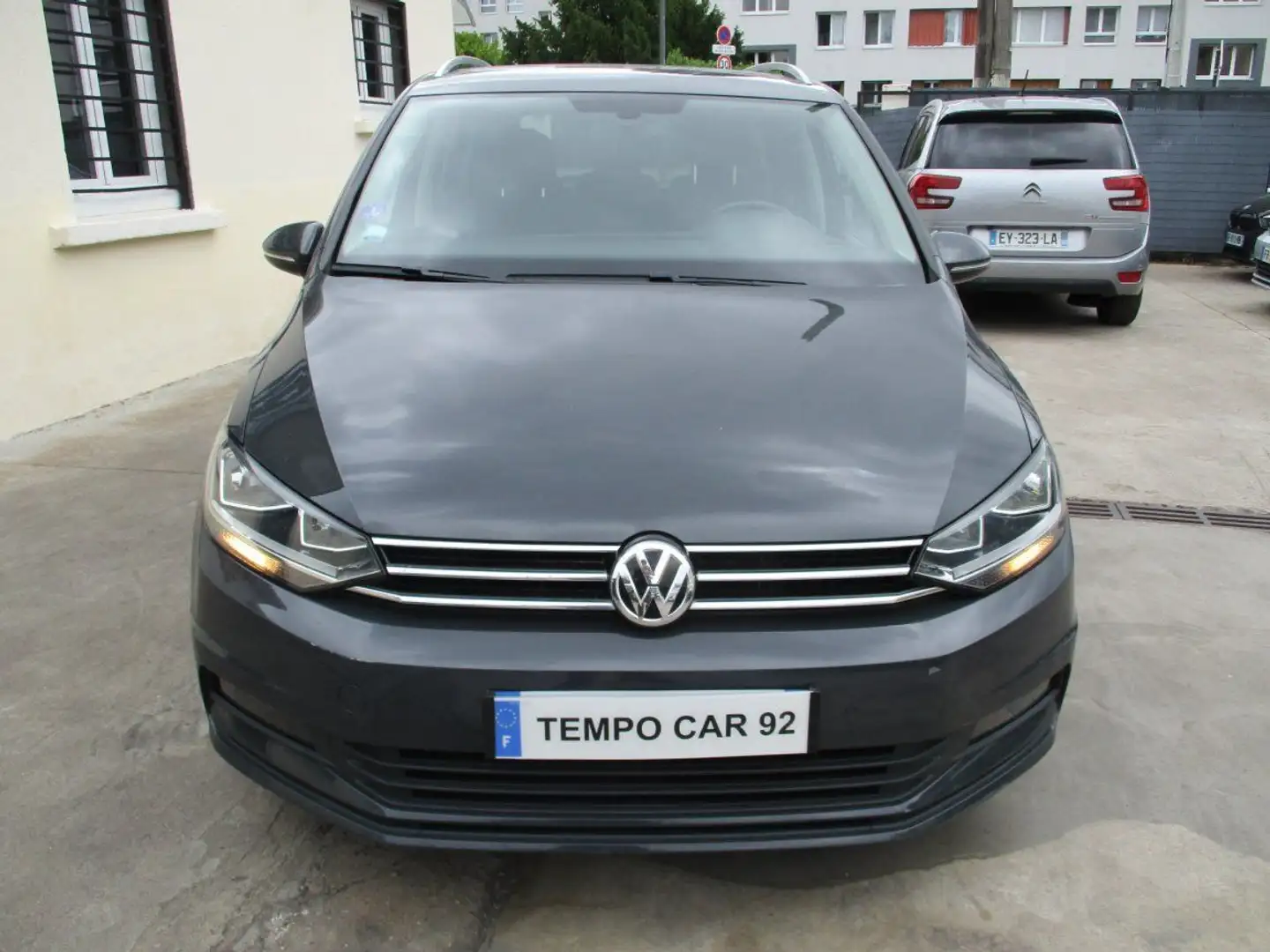 Volkswagen Touran 1.5 TSI EVO 150 7pl Lounge Gris - 2
