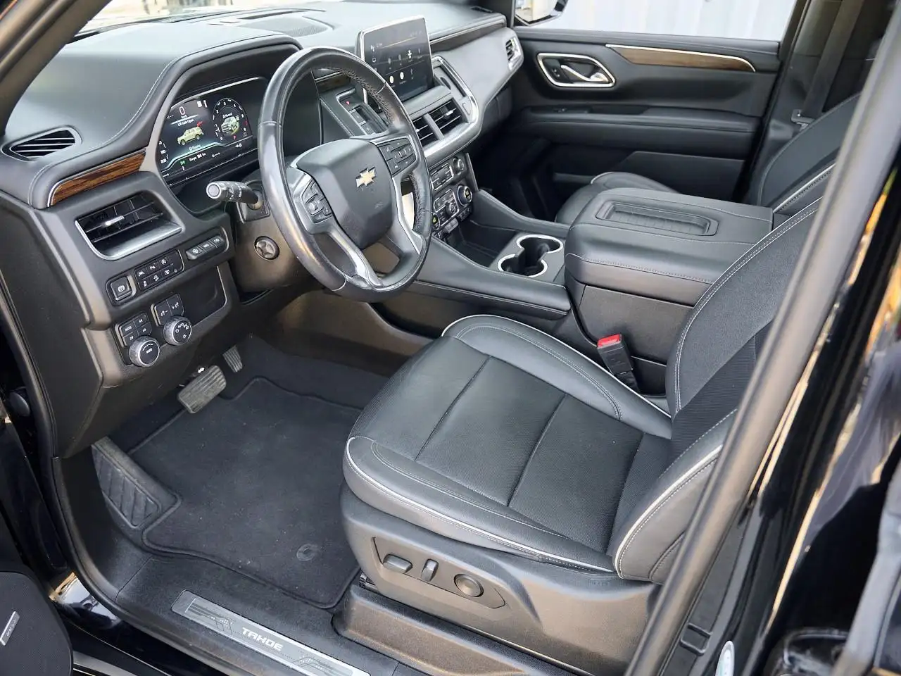 Chevrolet Tahoe снимка Chevrolet Tahoe