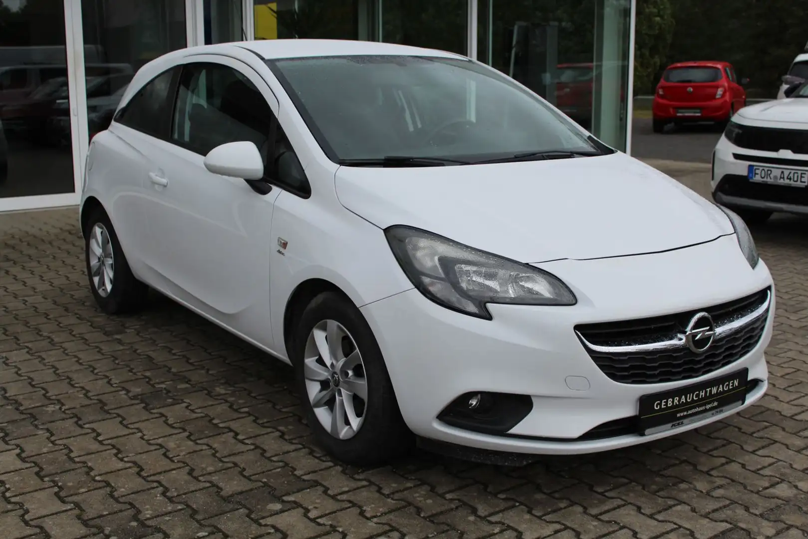 Opel Corsa Frontscheibenheizung, Sitz-/Lenkradheizung, PDC Wit - 1
