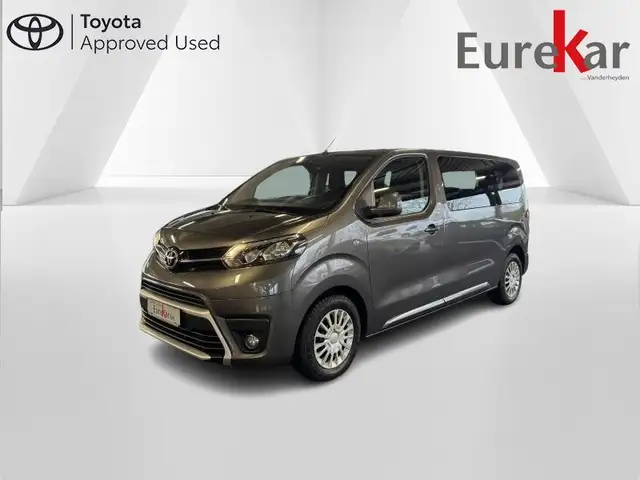 Toyota Verso 1.5 D Medium Shuttle