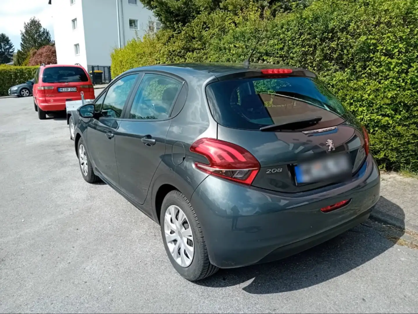 Peugeot 208 1.0 VTI/PureTECH 68 Braun - 1