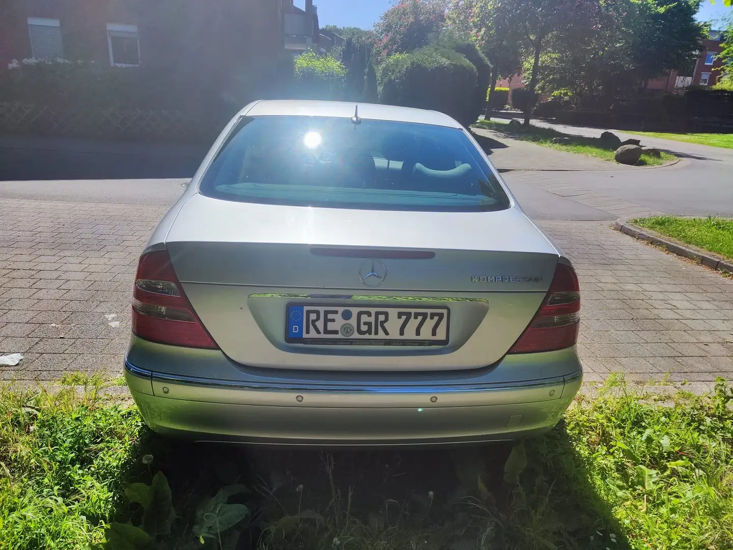 Mercedes-Benz E 200 E 200 Kompressor (211.042) Argent - 2