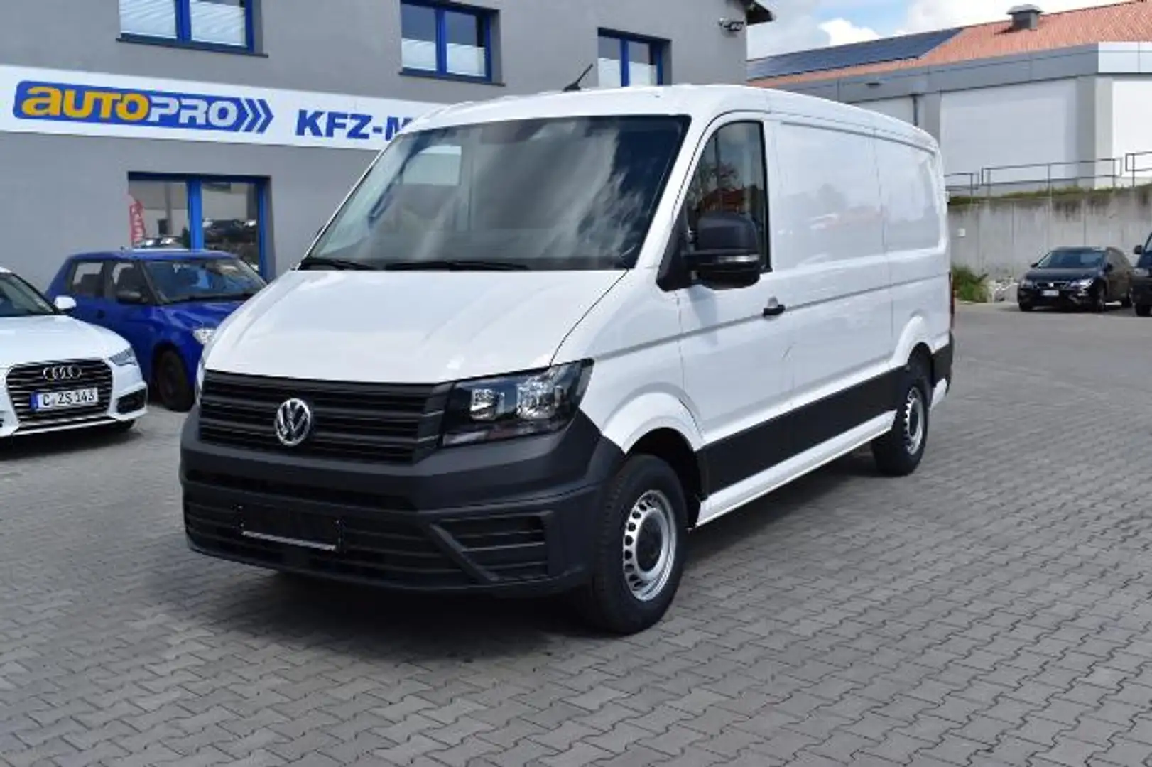 Volkswagen Crafter 30 Neuwagen Klima + Garantie bis 03/2029 Fehér - 1