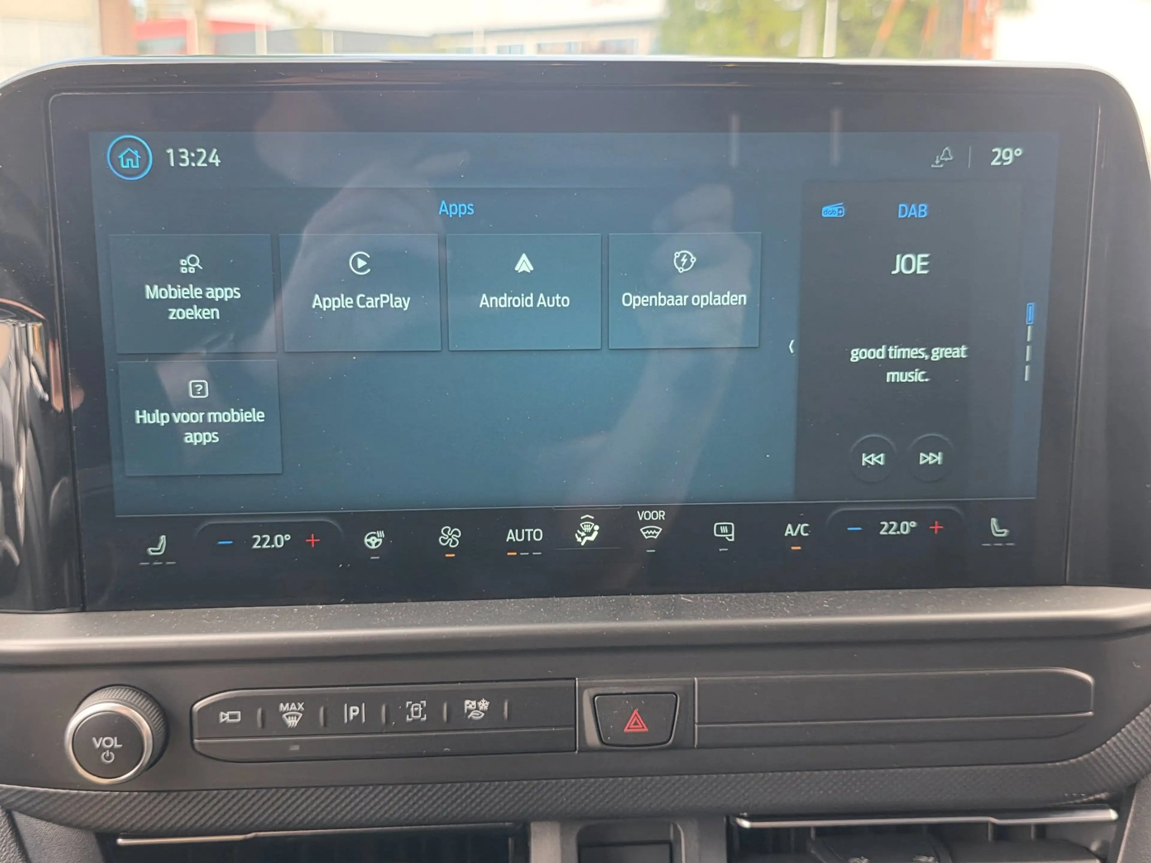 Ford E-Transit Cust. 320 L2H1 Limited 65 kWh| SoH 99%| Met o.a. 3 — photo 29