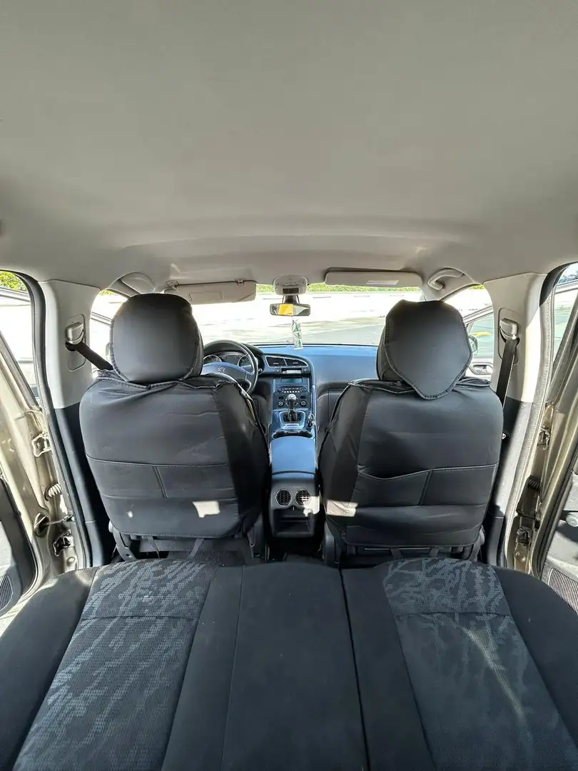 Peugeot 3008 1.6i Premium - 2